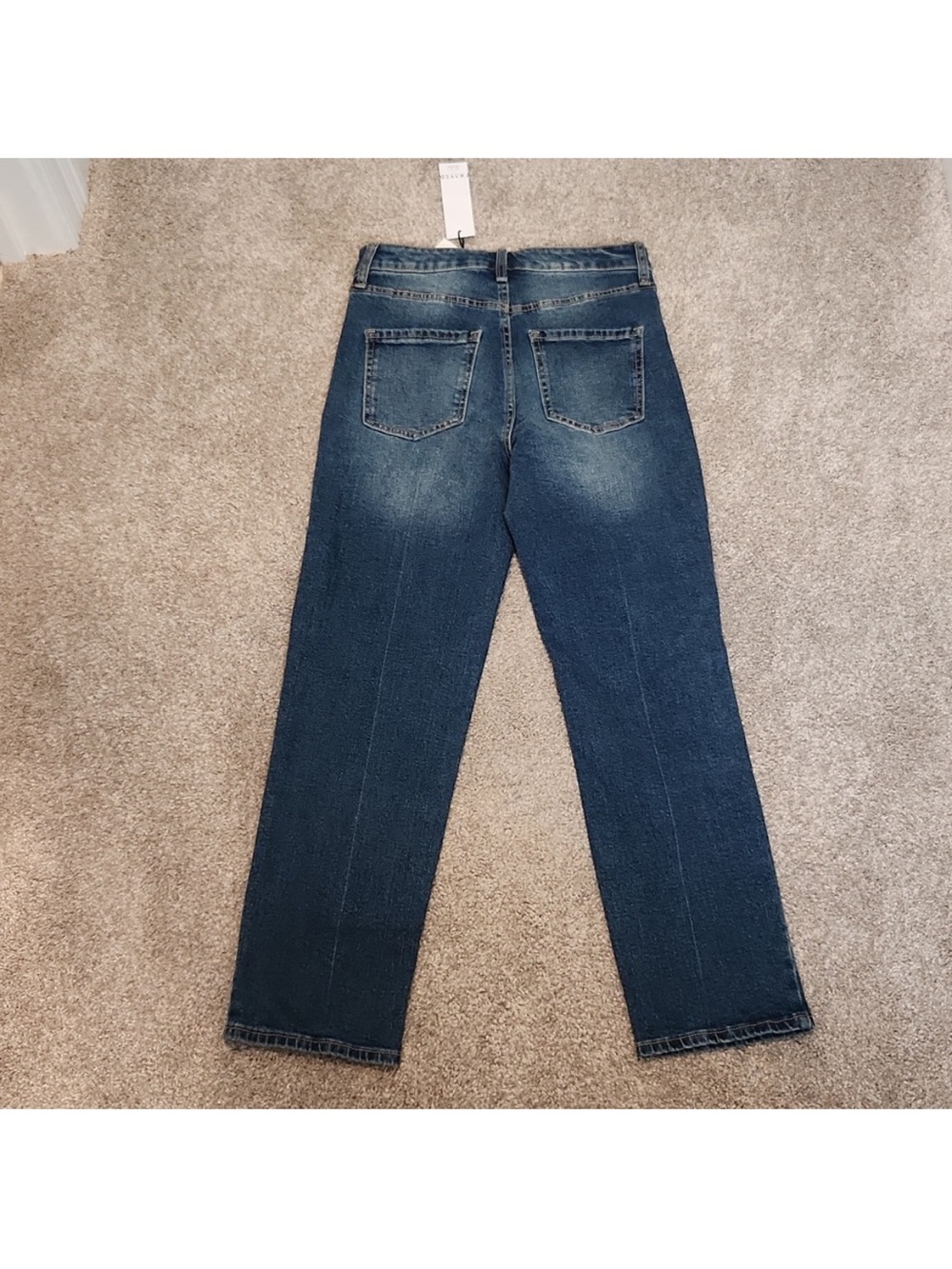 NWT ! Brand: FRAYED Women's High Rise Straight Leg Jeans, Color: Litany, Size 29 - Picture 5 of 13